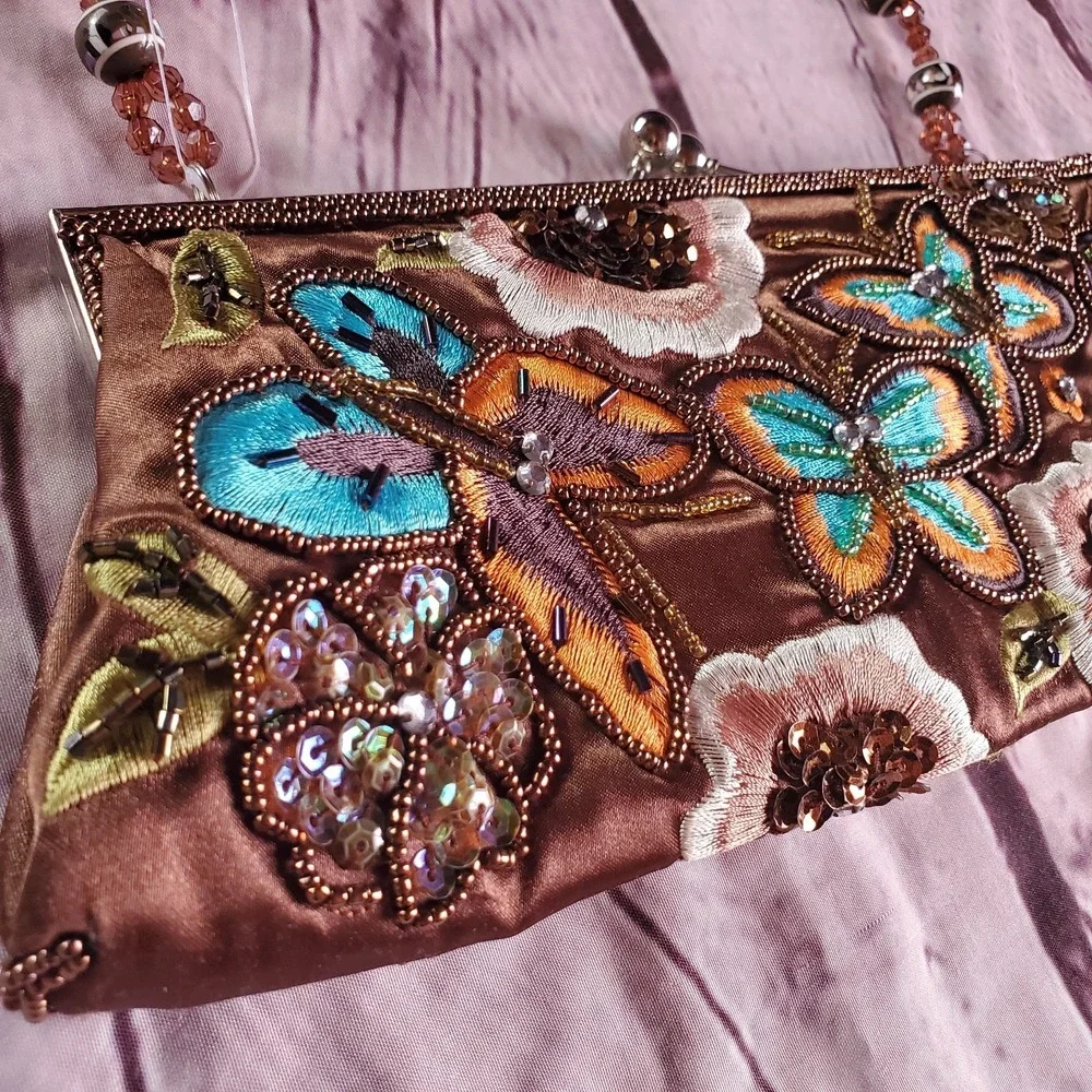 N/A gorgeous embellishments